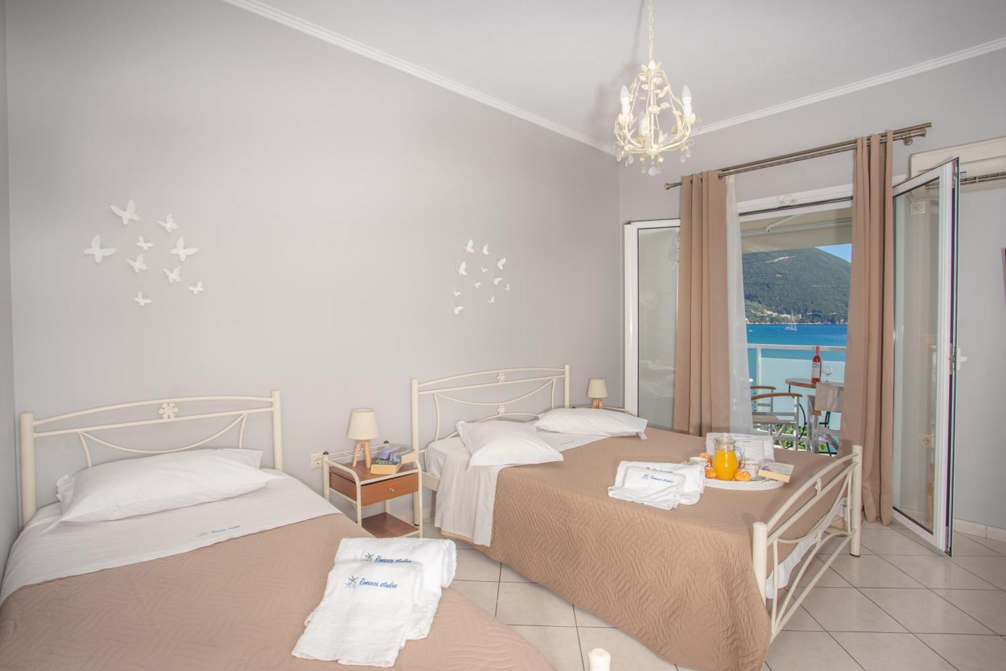Romanza Studios Vasiliki Exterior foto